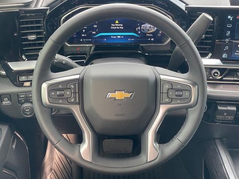 New 2026 Chevrolet Silverado 2500 LTZ w/ LTZ Premium Package AWD/4WD image 12