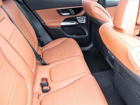 New 2026 Mercedes-Benz GLC 300 4MATIC image 24