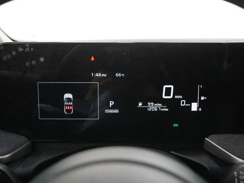 Used 2025 Nissan Kicks SV w/ SV Premium Package AWD/4WD image 27