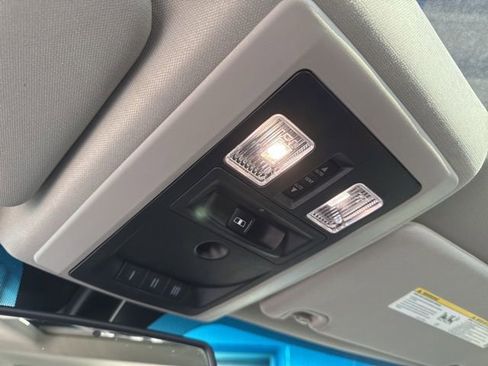 Used 2017 RAM 2500 Laramie w/ Sport Appearance Group image 29