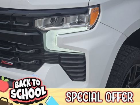 Used 2025 Chevrolet Silverado 1500 LT Trail Boss w/ Convenience Package II AWD/4WD image 10