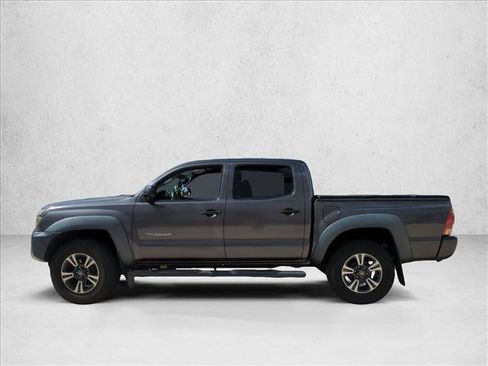 Used 2014 Toyota Tacoma PreRunner w/ Convenience Package RWD image 8