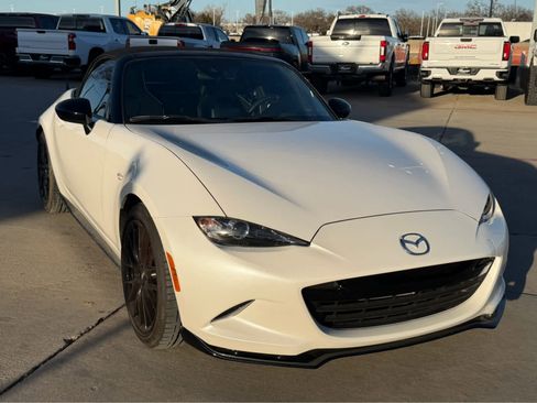 Used 2023 MAZDA MX-5 Miata Club w/ Brembo/BBS Recaro Package image 4