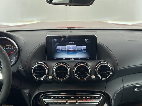 Used 2016 Mercedes-Benz AMG GT S image 17