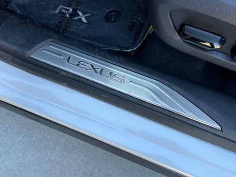 Used 2025 Lexus RX 350 w/ Convenience Package AWD/4WD image 39