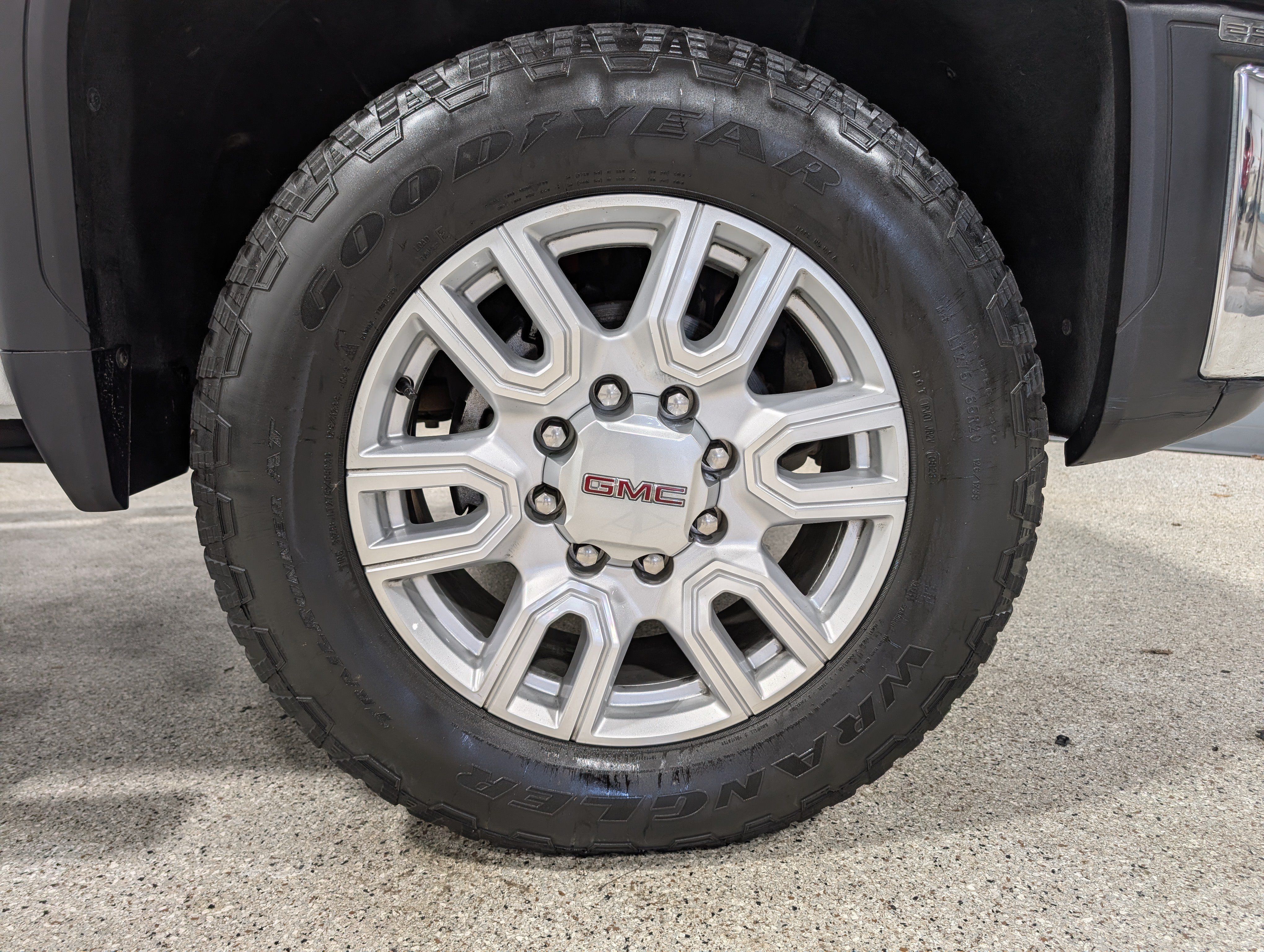 Used 2024 GMC Sierra 2500 SLE w/ SLE Convenience Package AWD/4WD image 15