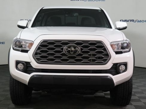 Used 2023 Toyota Tacoma TRD Off-Road image 13