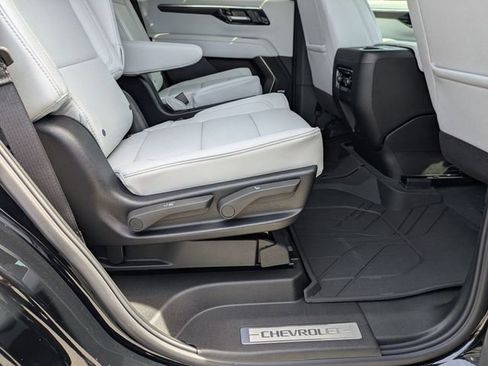 New 2026 Chevrolet Tahoe Premier w/ Sun And Tow Package AWD/4WD image 38