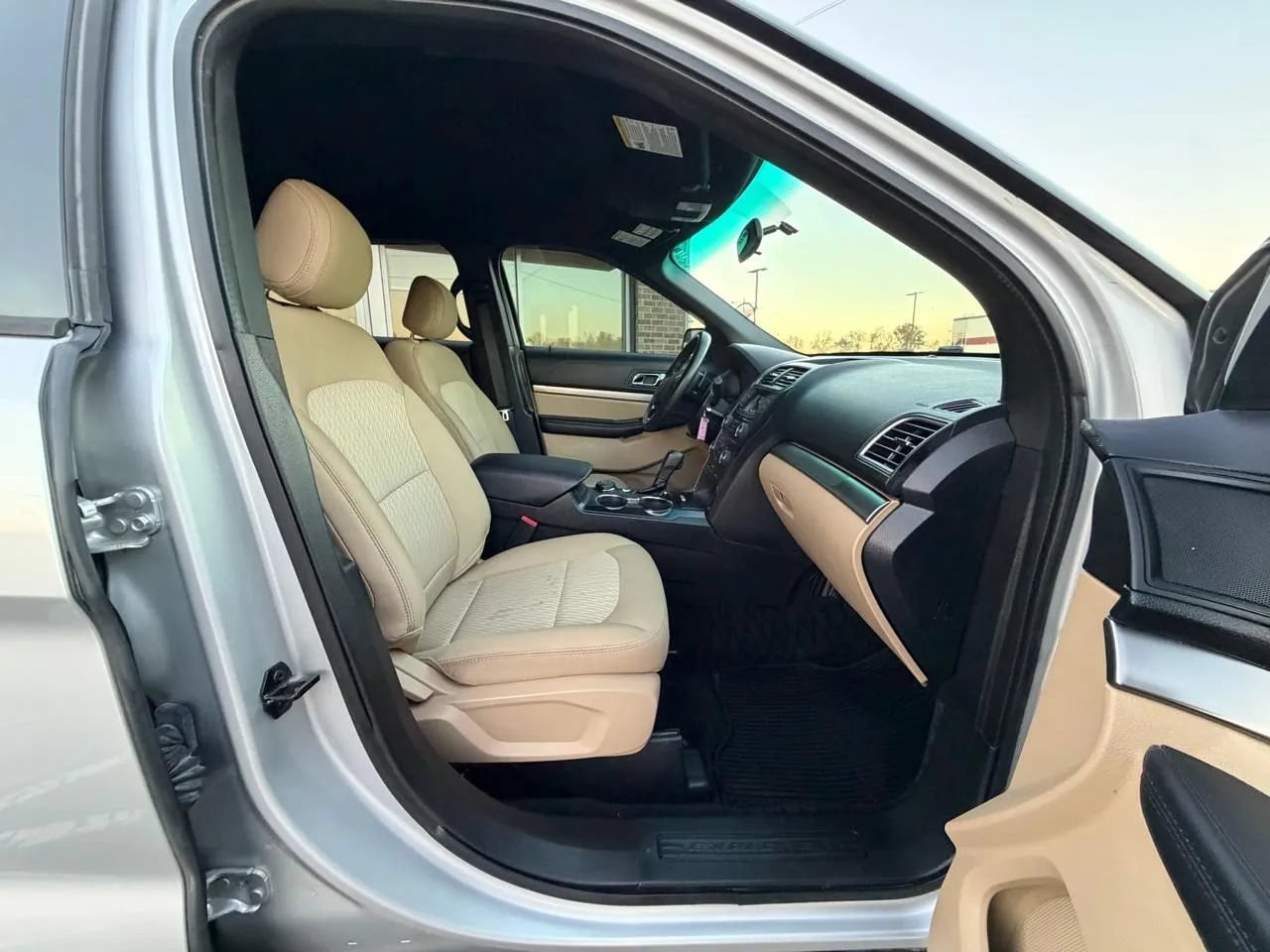 Used 2016 Ford Explorer 4WD image 30