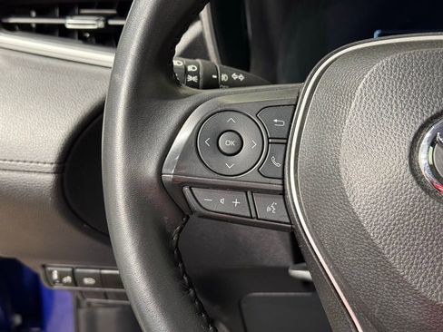 Certified 2025 Toyota Corolla Cross XLE image 23