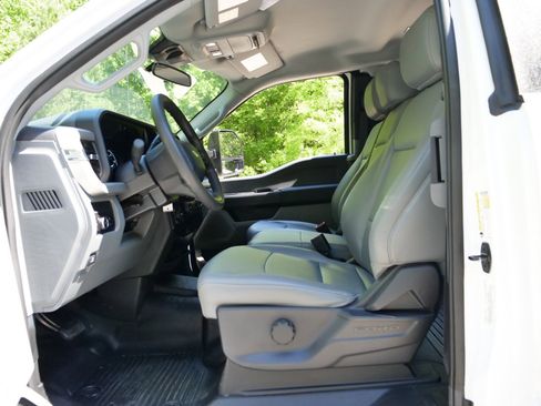 Used 2023 Ford F350 XL w/ XL Chrome Package AWD/4WD image 20