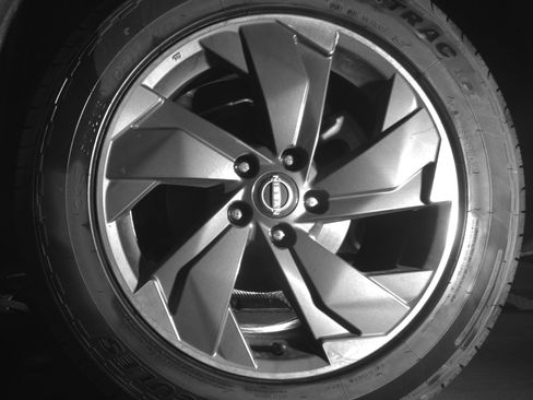 Used 2025 Nissan Rogue SV image 14