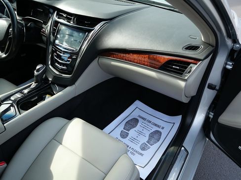 Used 2019 Cadillac CTS AWD Sedan image 30