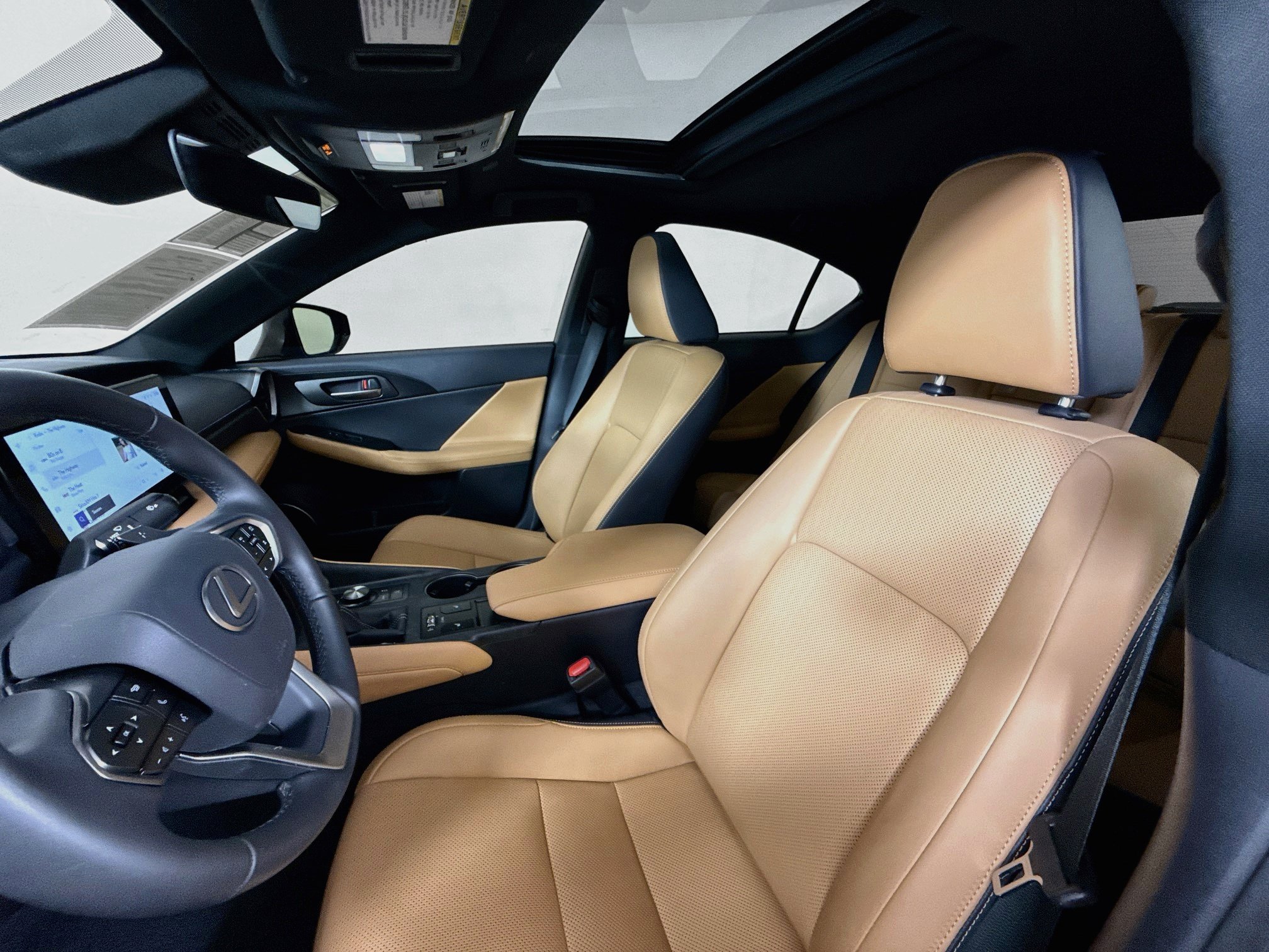 Used 2026 Lexus IS 350 F Sport AWD/4WD image 11