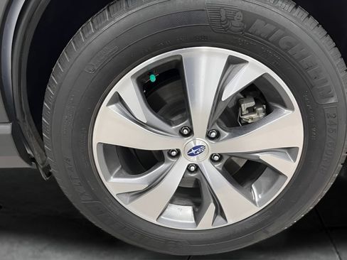 Used 2021 Subaru Ascent Premium w/ Convenience Package AWD/4WD image 21