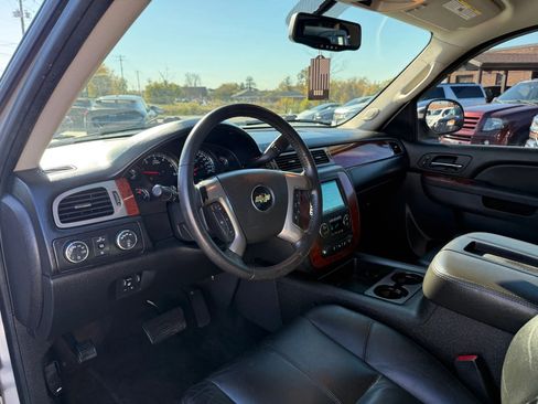 Used 2012 Chevrolet Avalanche LT w/ All-Star Edition image 10