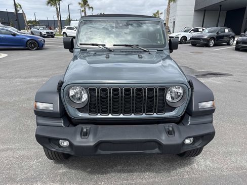Used 2024 Jeep Wrangler Unlimited Sport AWD/4WD image 8