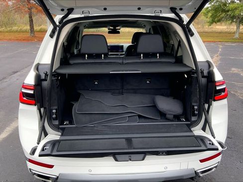 Certified 2025 BMW X7 xDrive40i w/ Premium Package image 35