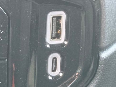 New 2026 Chevrolet Silverado 1500 LT image 9