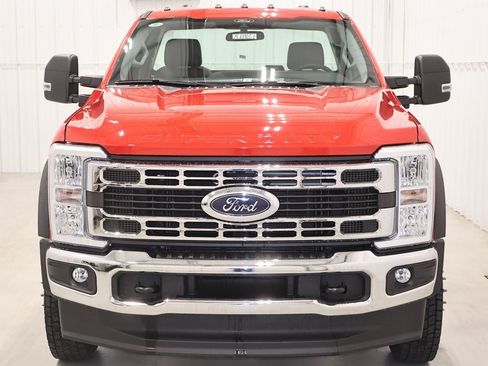 New 2026 Ford F550 4x4 Regular Cab Super Duty image 3