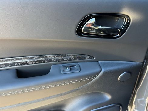 Used 2025 Dodge Durango SRT Hellcat w/ Trailer Tow Group IV image 18