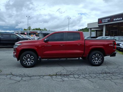 Used 2026 Chevrolet Colorado Z71 w/ Technology Package AWD/4WD image 2