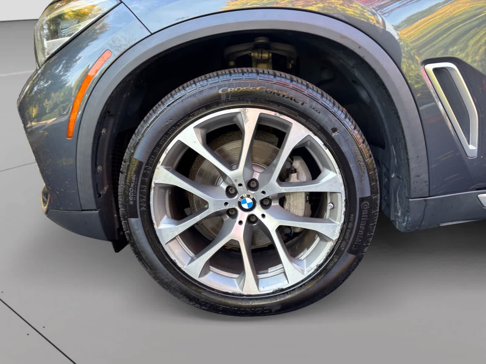 Used 2019 BMW X5 xDrive40i w/ Premium Package 2 AWD/4WD image 6