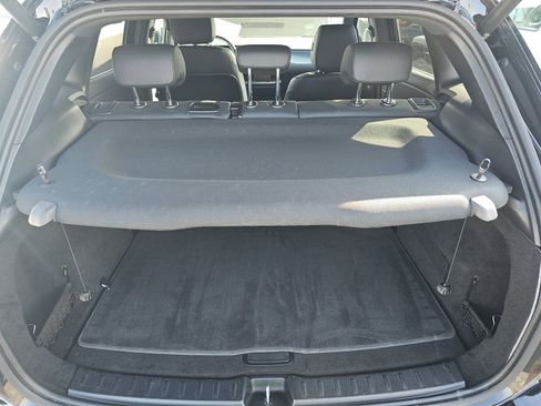 Used 2025 Mercedes-Benz GLA 250 image 17