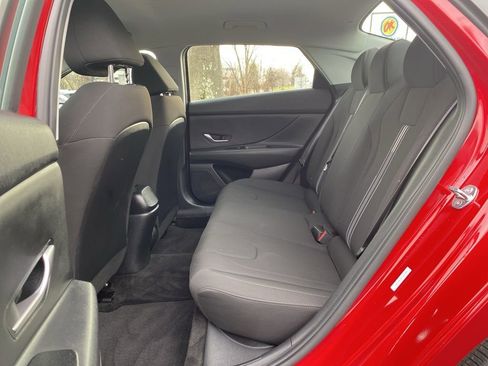 Certified 2023 Hyundai Elantra SEL image 13