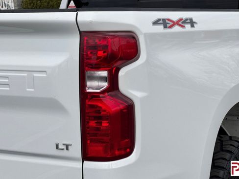 Used 2024 Chevrolet Silverado 1500 LT w/ Safety Package image 33