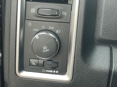 Used 2016 RAM 1500 Limited AWD/4WD image 15