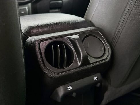 Certified 2020 Jeep Gladiator Sport w/ Quick Order Package 24S AWD/4WD image 33