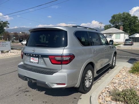 Used 2023 Nissan Armada SV image 4