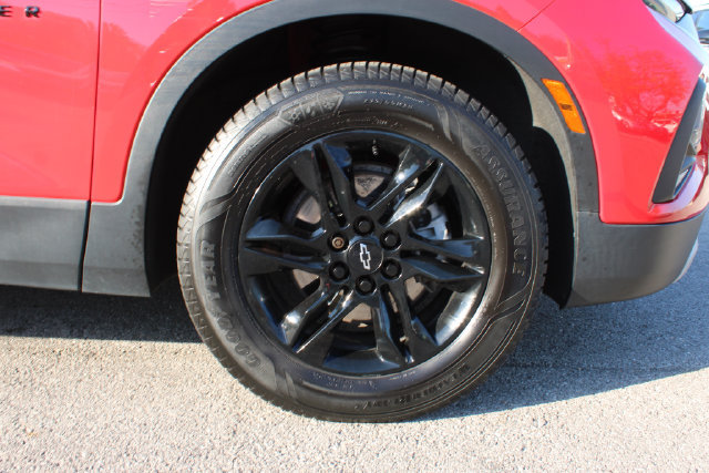 Used 2021 Chevrolet Blazer LT w/ Midnight/Sport Edition FWD image 38