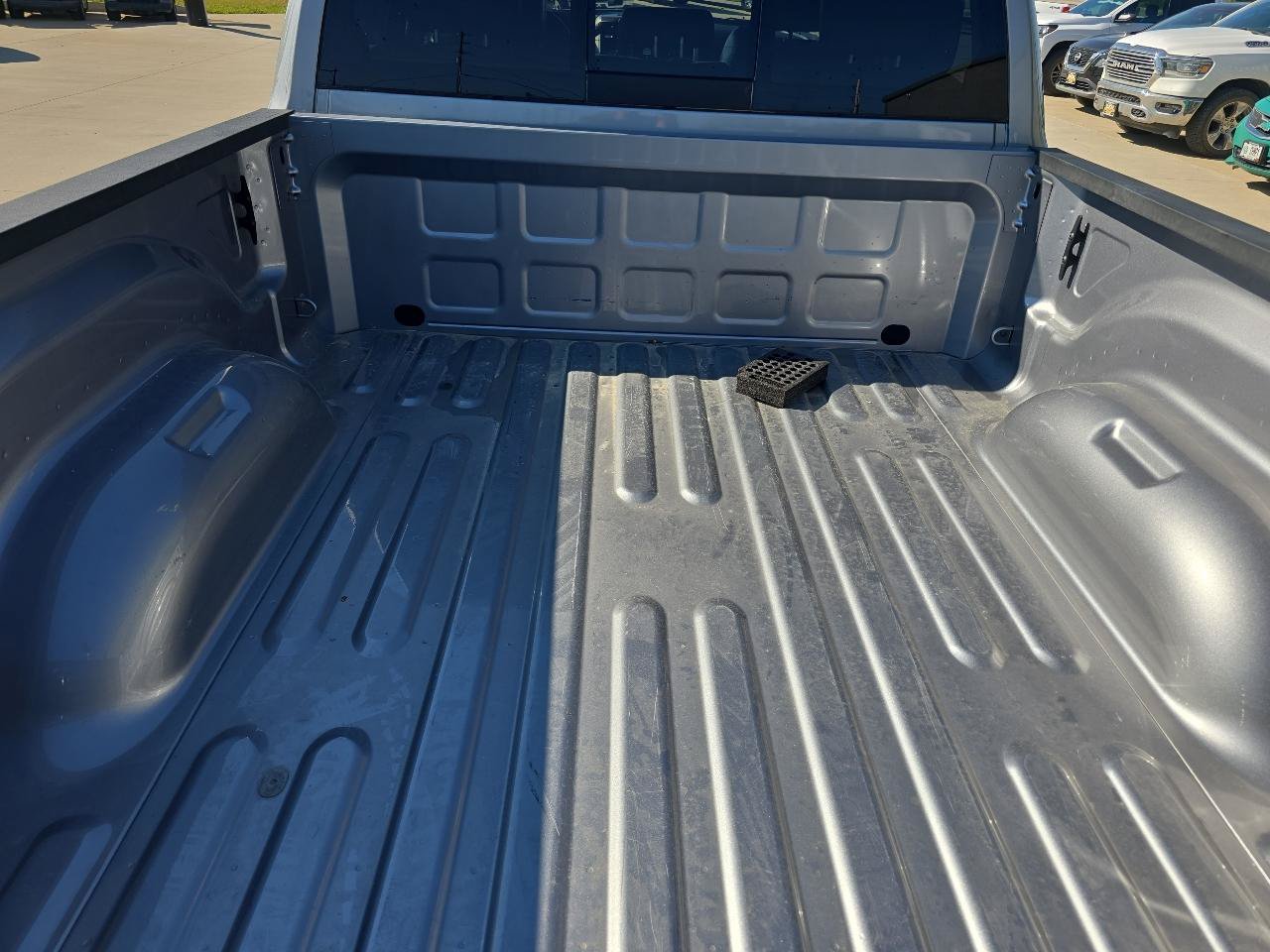 Used 2024 RAM 2500 Laramie AWD/4WD image 5