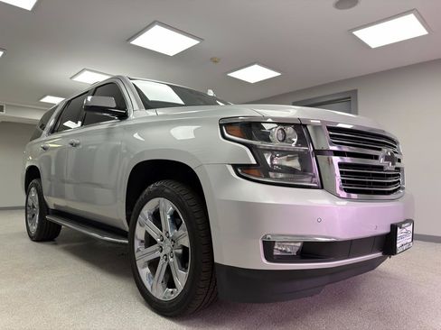 Used 2019 Chevrolet Tahoe Premier AWD/4WD image 4