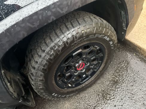 Used 2024 Toyota Sequoia TRD Pro AWD/4WD image 8