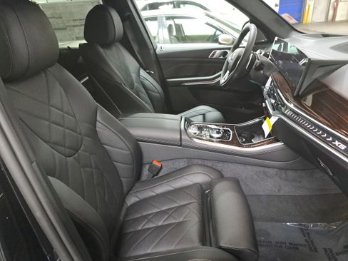 New 2026 BMW X5 xDrive50e w/ Executive Package AWD/4WD image 10