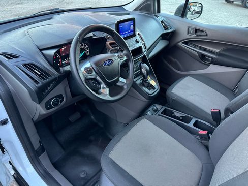 Used 2022 Ford Transit Connect XL image 11