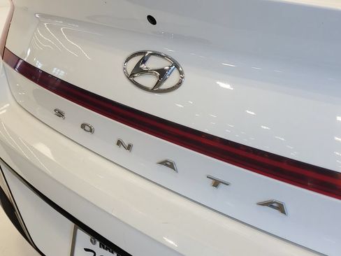 Used 2023 Hyundai Sonata SEL w/ Cargo Package FWD image 7