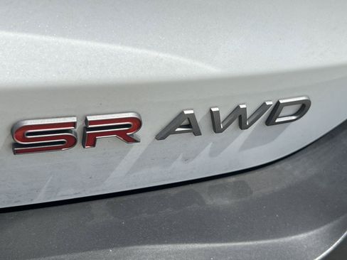Used 2026 Nissan Kicks SR w/ Cold Weather Package AWD/4WD image 5