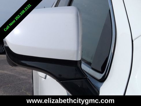 Used 2025 GMC Yukon Denali AWD/4WD image 11