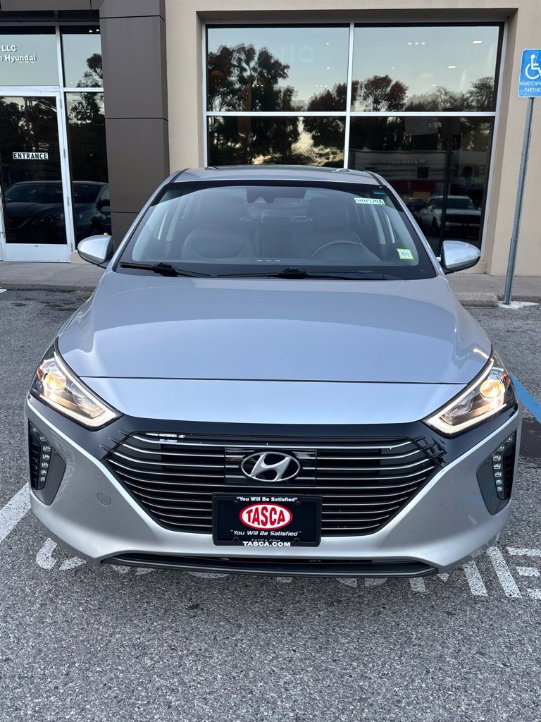 Used 2019 Hyundai Ioniq Limited w/ Ultimate Package 02 FWD image 1