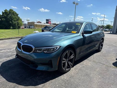 Used 2021 BMW 330i xDrive Sedan w/ Premium Package AWD/4WD image 3