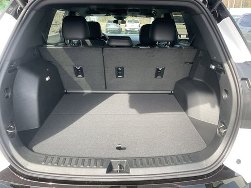 New 2026 GMC Terrain AT4 w/ Convenience Package III AWD/4WD image 9