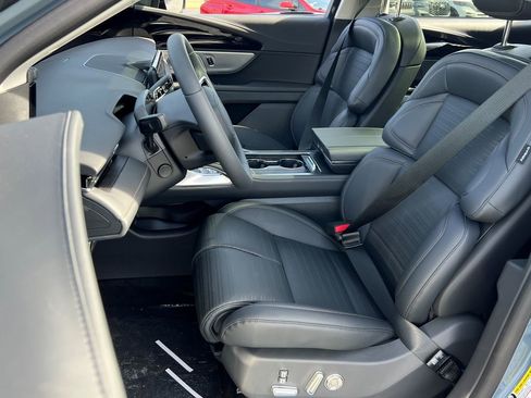 New 2026 Lincoln Nautilus Reserve AWD/4WD image 14