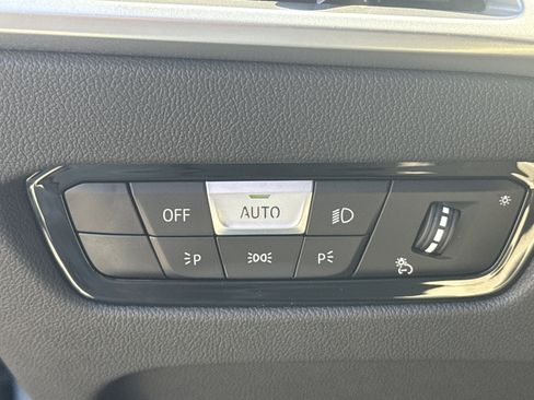 New 2026 BMW 330i xDrive 330i NA xDrive w/ M Sport Package image 21