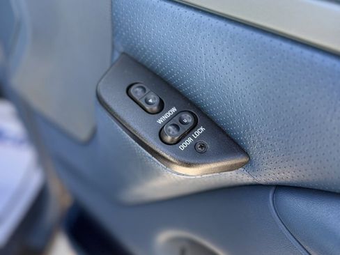 Used 1994 Ford F350 XL image 32