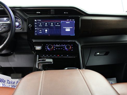 Used 2026 GMC Sierra 1500 Denali Ultimate AWD/4WD image 18