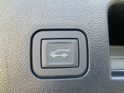 New 2026 Chevrolet Equinox LT w/ Convenience Package II image 30